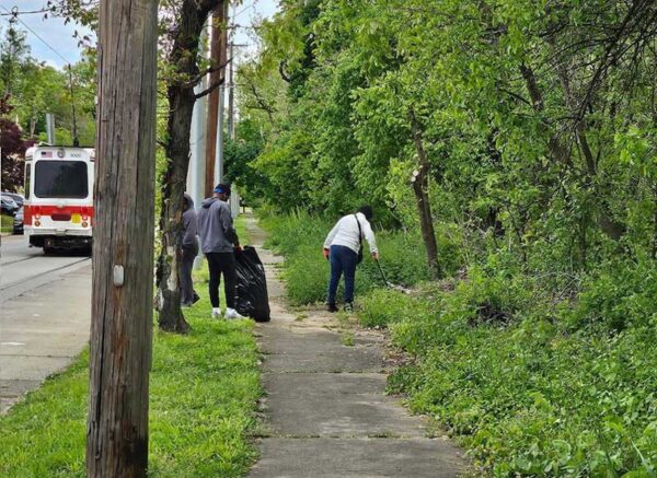 Earth Day Cleanup 5